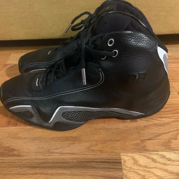 Jordan - Picture 3 of 5